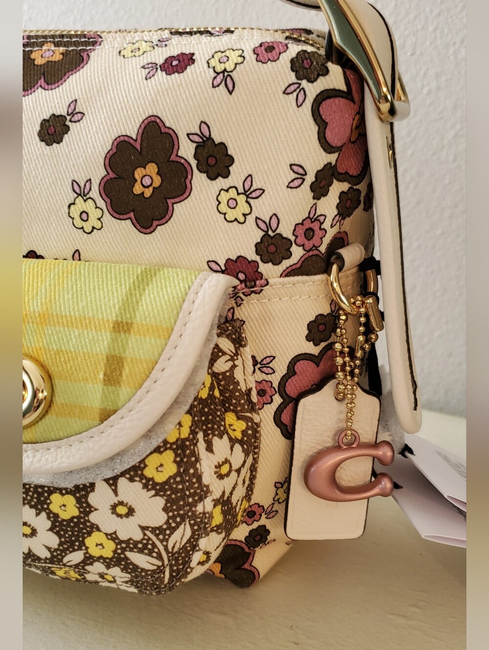 💥24 HOUR SALE💥🌼Coach Cargo Shoulder Bag Floral (FREE DIY CHARM INCLUDED)🌸 - Picture 4 of 13